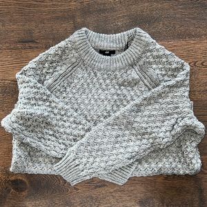 H&M gray sweater